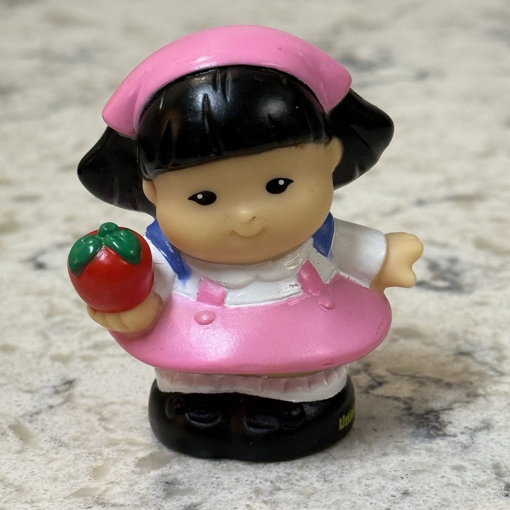 Fisher Price Little People Sonya Lee School Girl Blue Backpack Apple 2001 2011